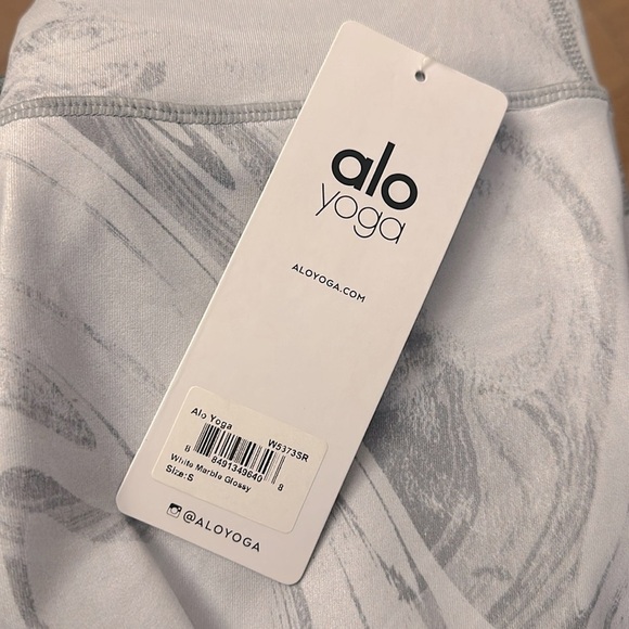 🆕 ALO yoga Airbrush Capri leggings SIZE SMALL - Picture 6 of 7